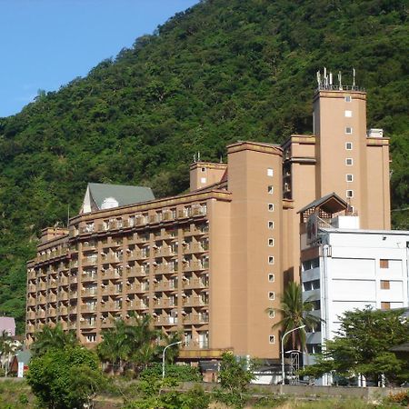 知本温泉富吉野旅宿 Wenquan 外观 照片